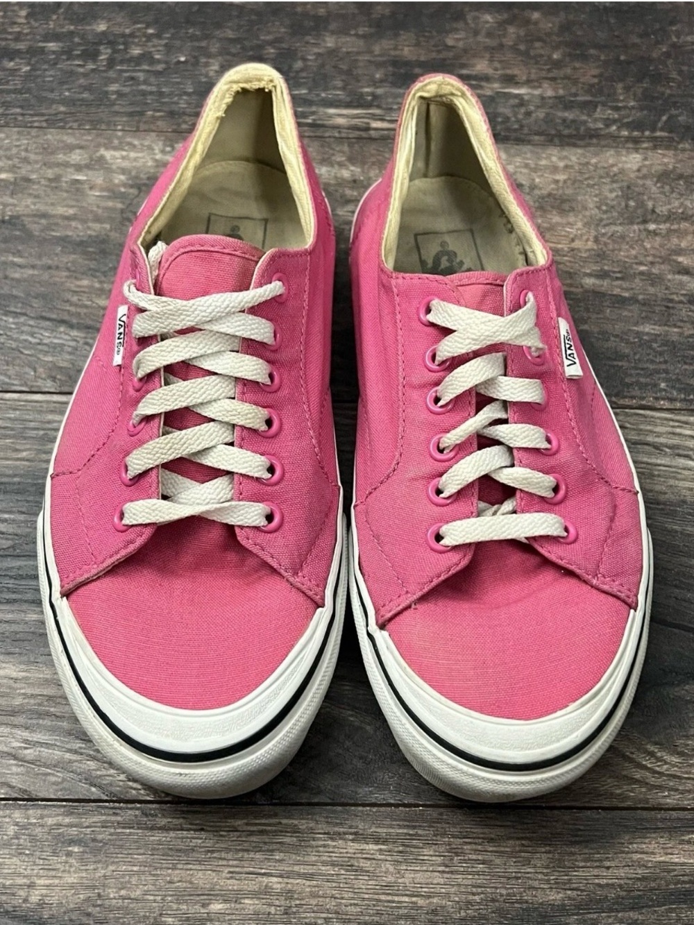 Vans Off the Wall Women’s Size 9 Pink Lace Up Low Cut Shoes TB9C